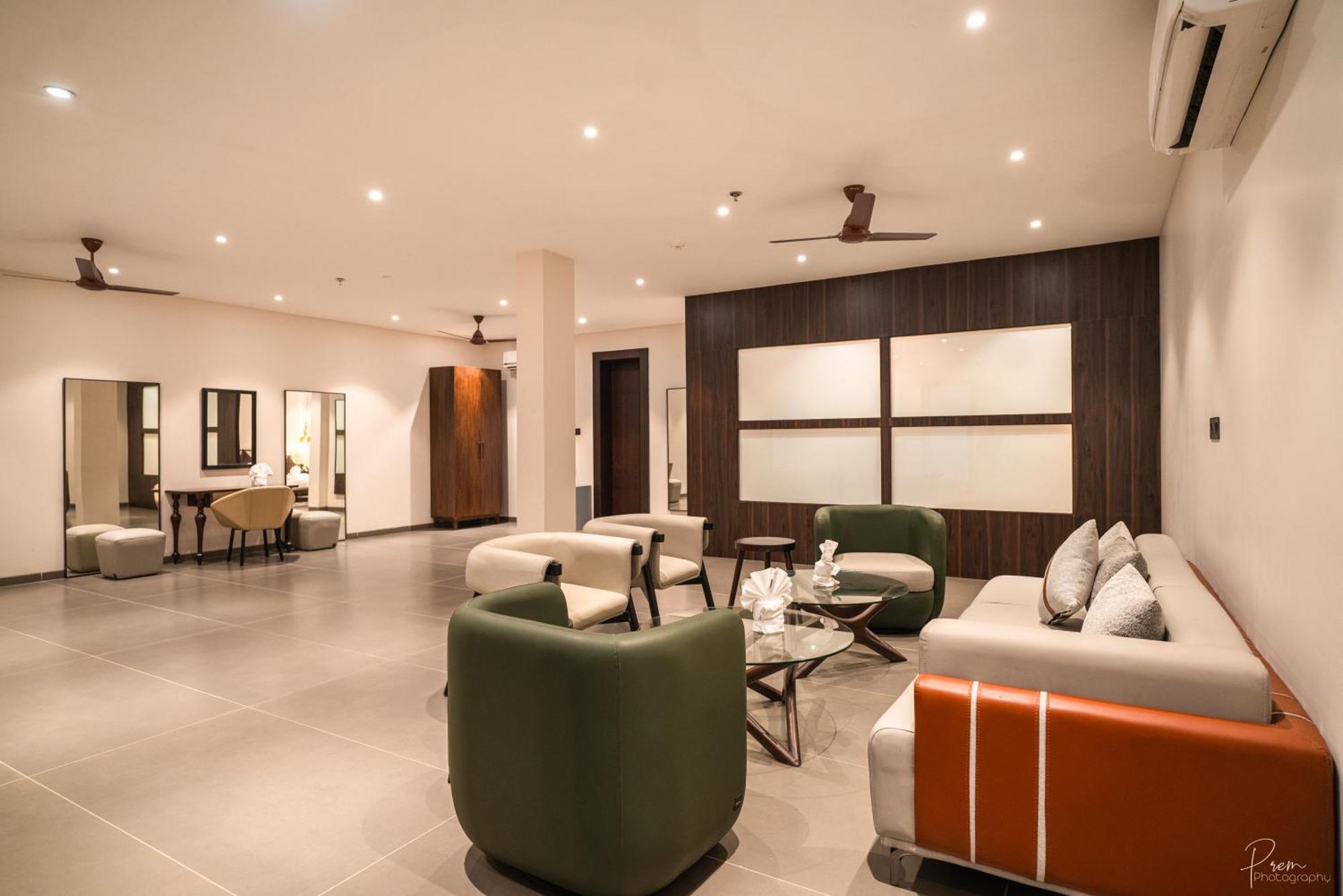 Hotel Omaya Garden Rāipur Εξωτερικό φωτογραφία