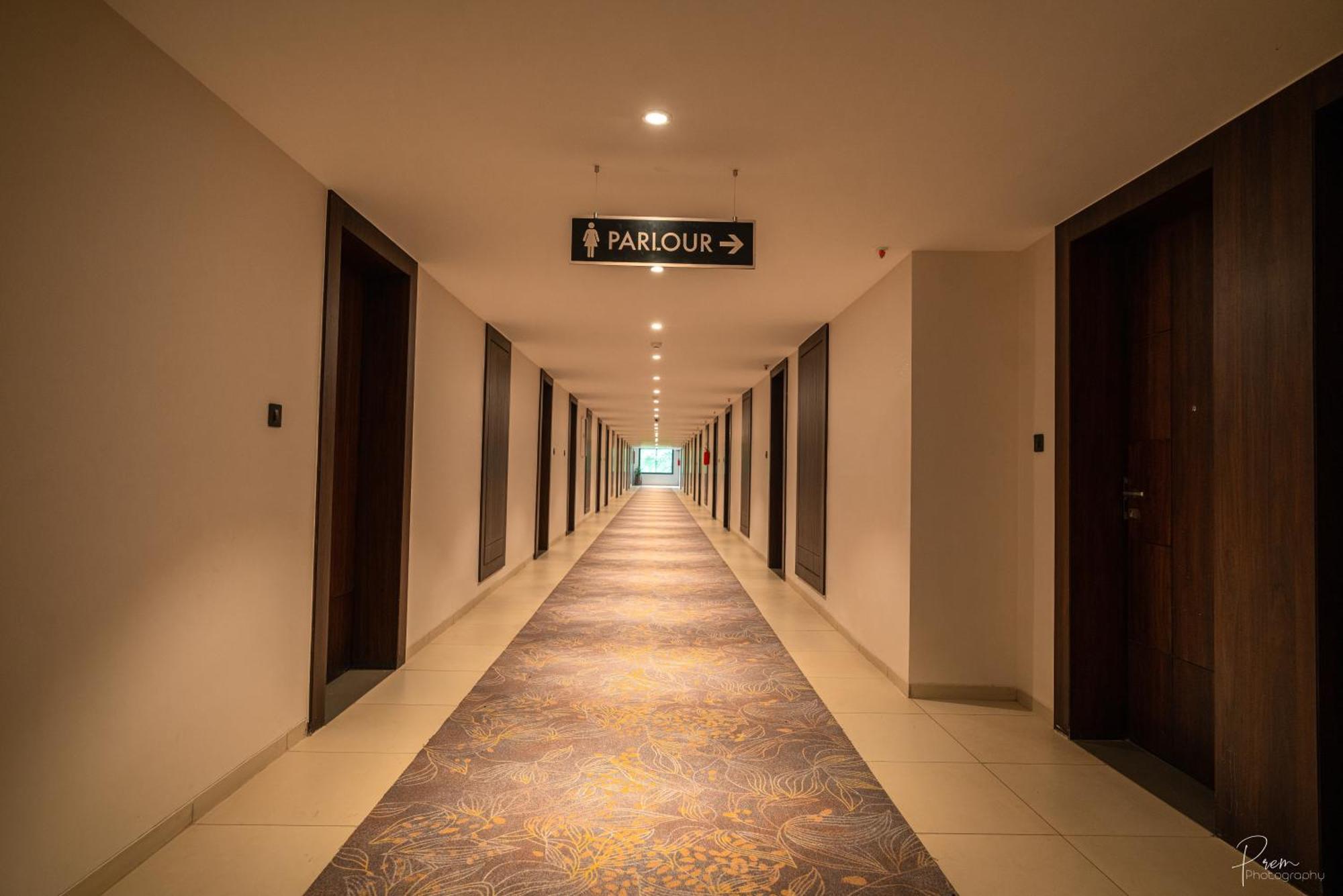 Hotel Omaya Garden Rāipur Εξωτερικό φωτογραφία