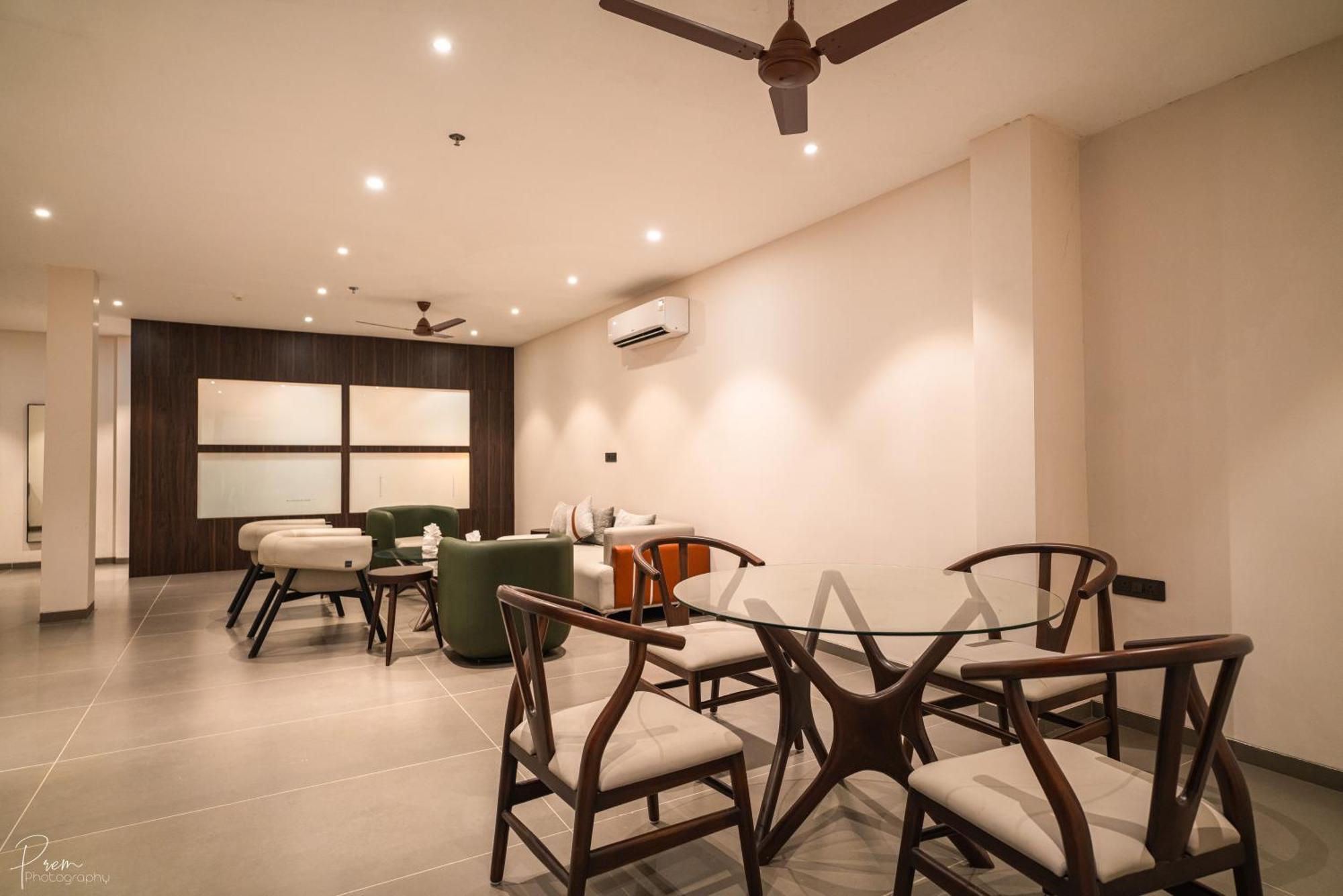 Hotel Omaya Garden Rāipur Εξωτερικό φωτογραφία