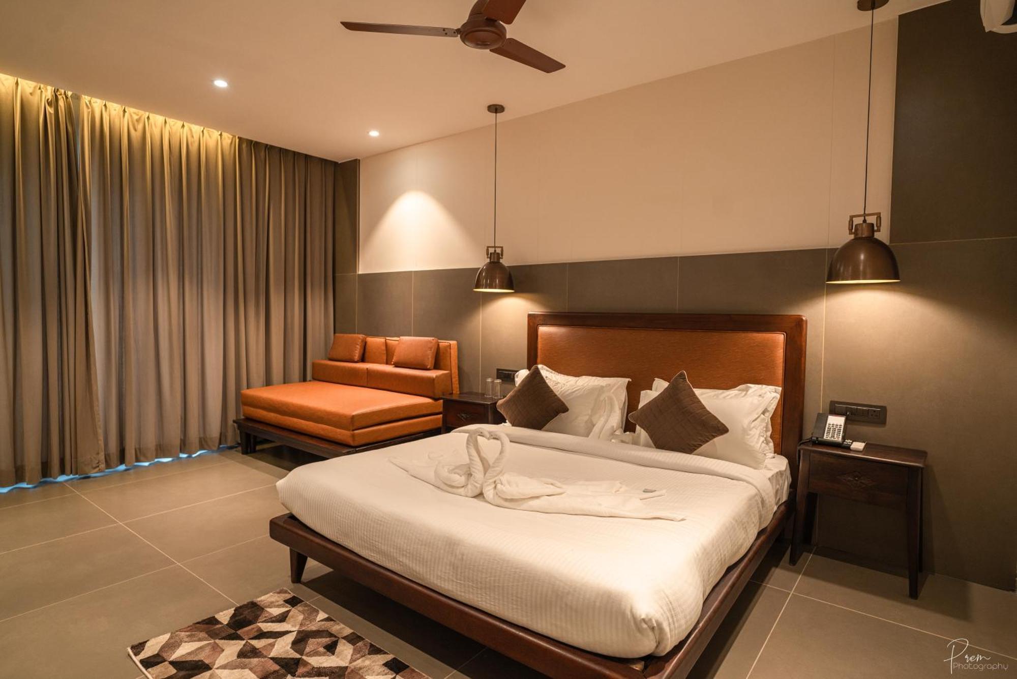 Hotel Omaya Garden Rāipur Εξωτερικό φωτογραφία